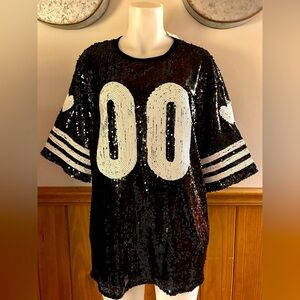Sequin football 🏈 top, size L, black and white sequins, game day, costume, bling